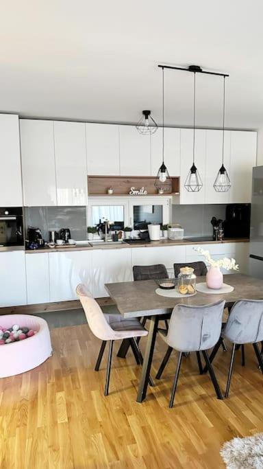 New Modern Accommodation In City Metkovic Ngoại thất bức ảnh